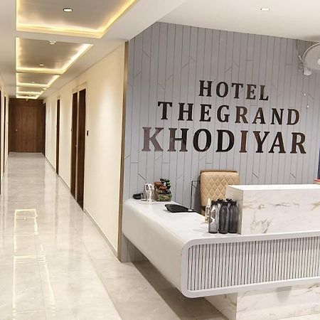Visnagar Hotel The Grand Khodiyar מראה חיצוני תמונה