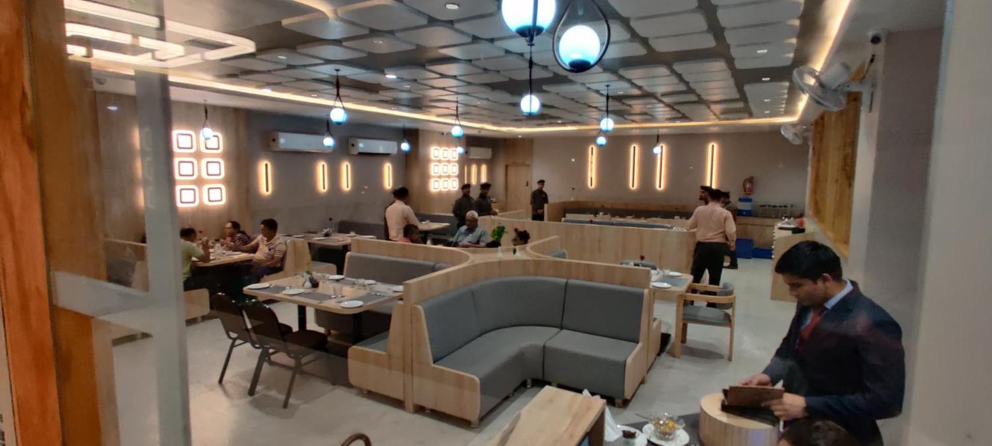 Visnagar Hotel The Grand Khodiyar מראה חיצוני תמונה
